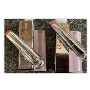 Dior addict lip glow duo you receive both 001 pink and oo4 coral.